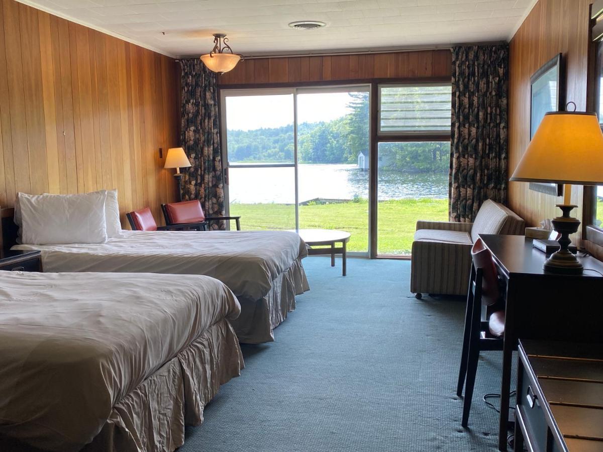 Crosby Hotel Kenney Rideau מראה חיצוני תמונה